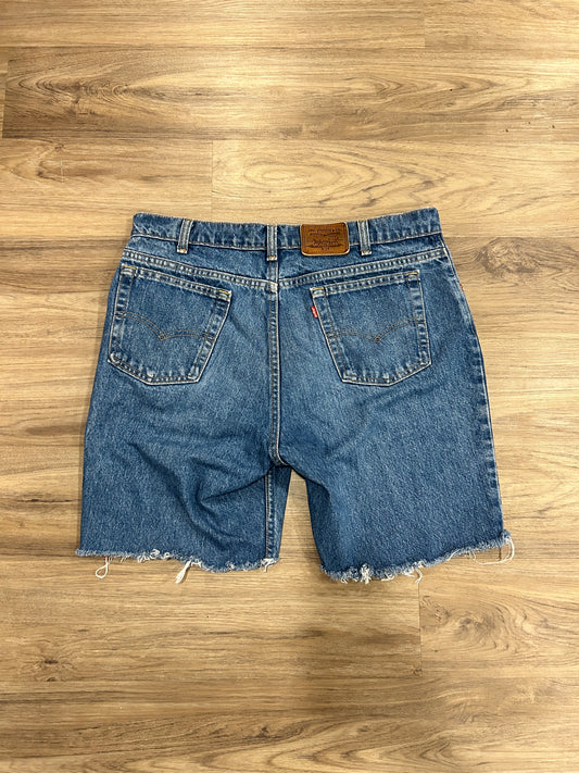 Vintage Levi’s 531 Cutoff Jorts (38W)