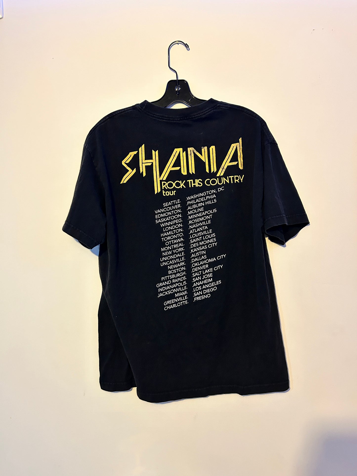 Shania Twain Rock this Country Tour Tee (L)