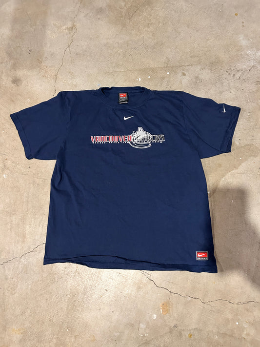 Vintage Nike Team Vancouver Canucks Tee (M)