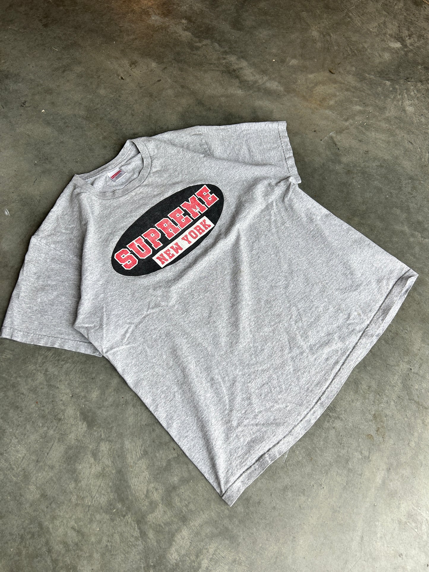 Supreme New York SS23 Heather Grey Tee (L)