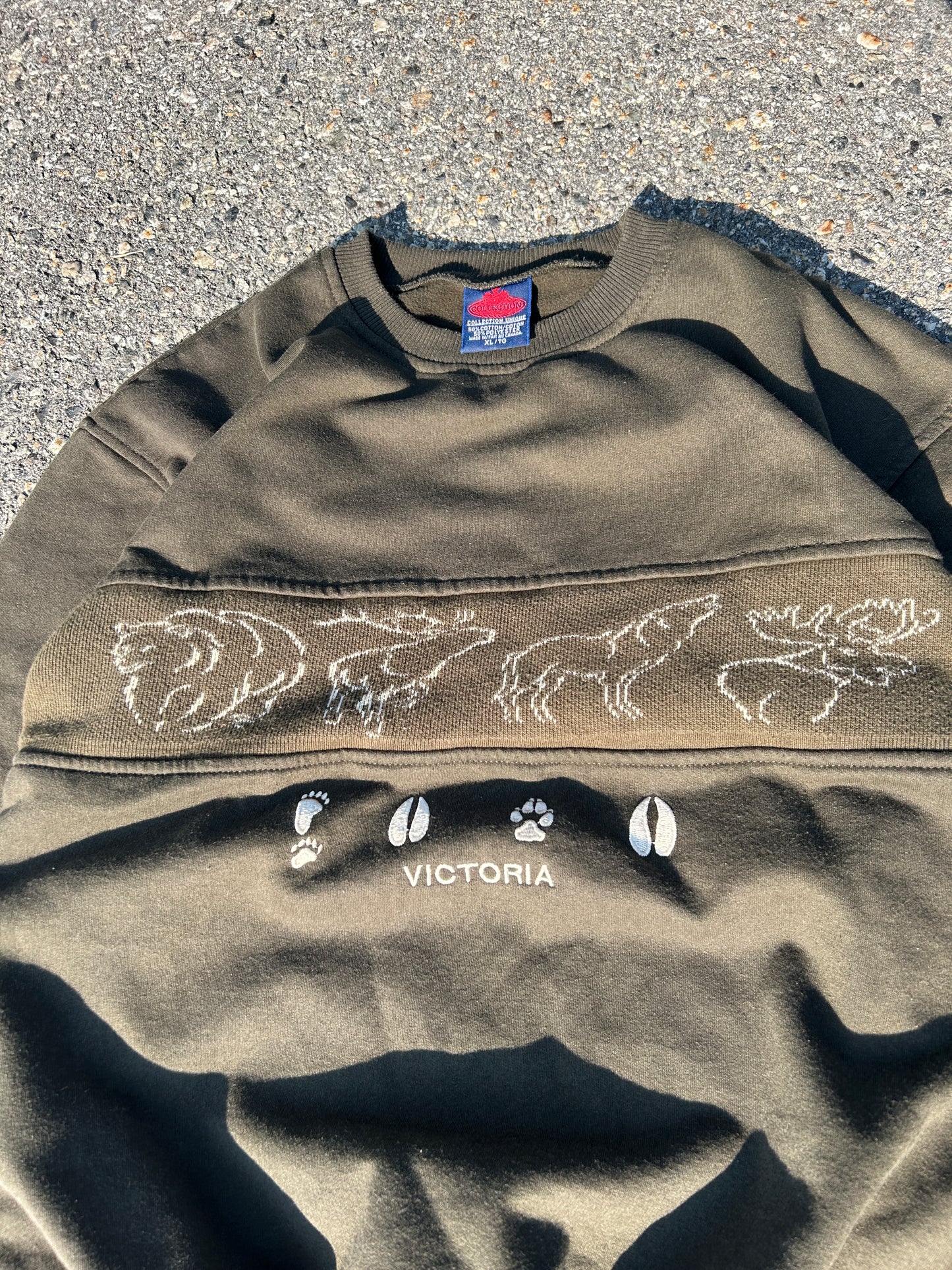 Olive Green Victoria Wildlife Crewneck (XL)