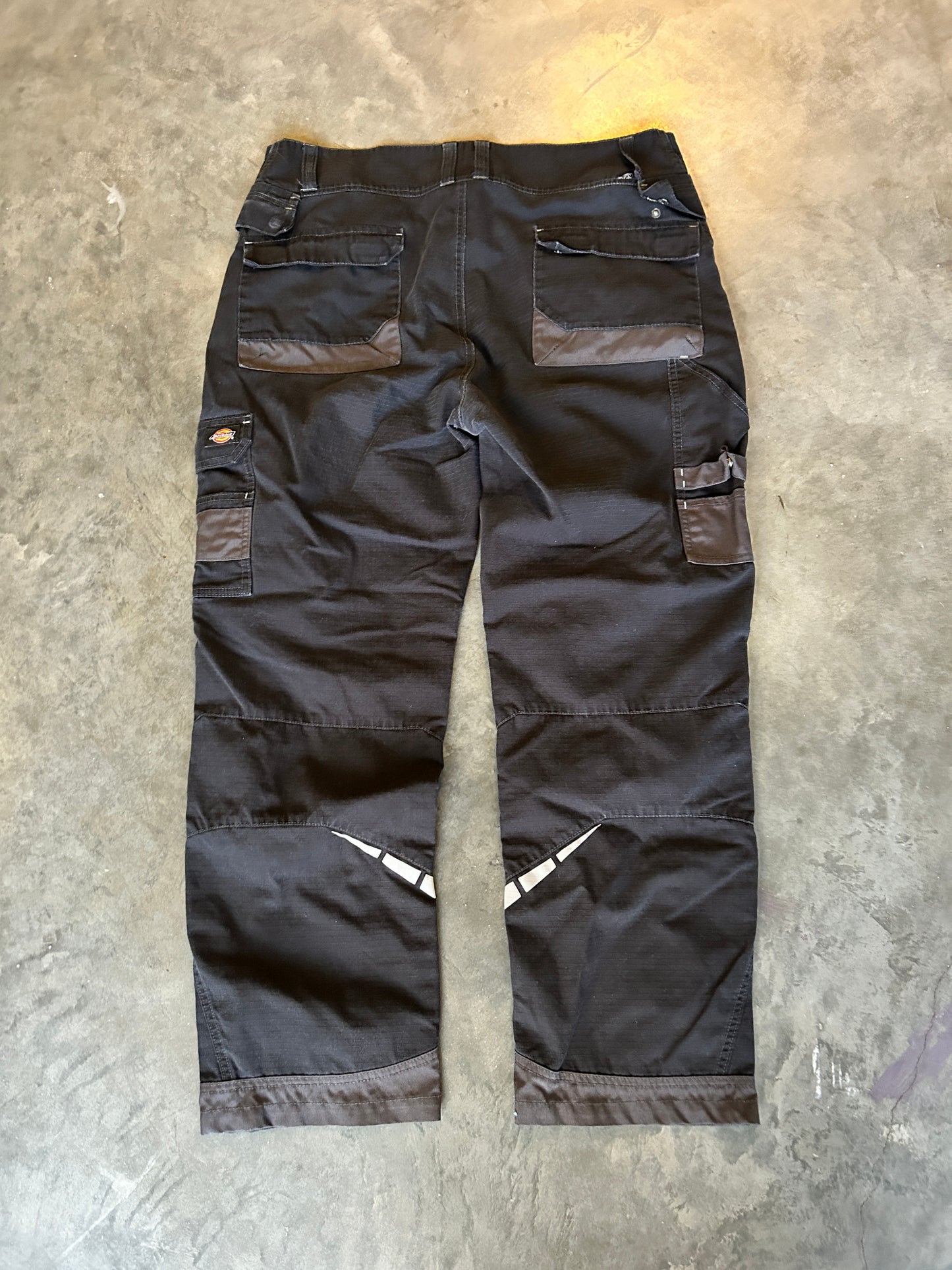 Black Dickies Utility Cargo Pants (38x30)