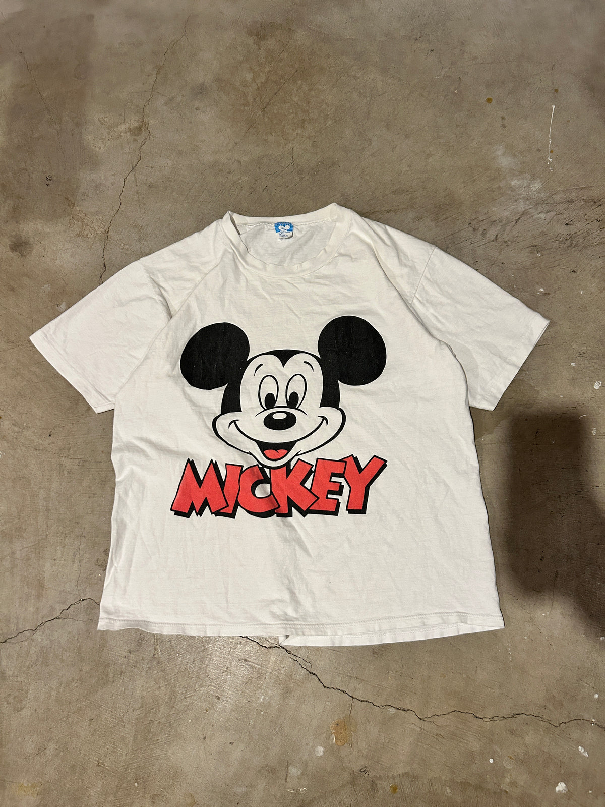 Vintage 90’s Mickey Mouse Tee (L)