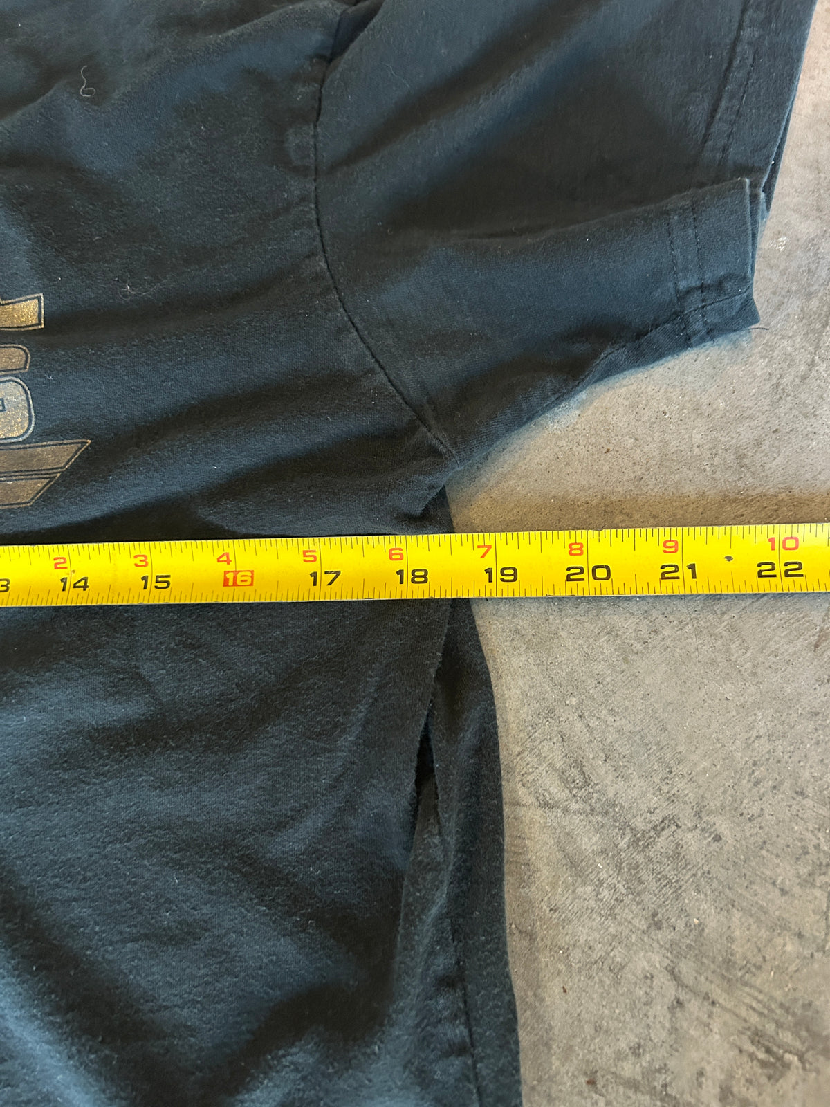 Vintage The Strokes Gold Logo Tee (M)