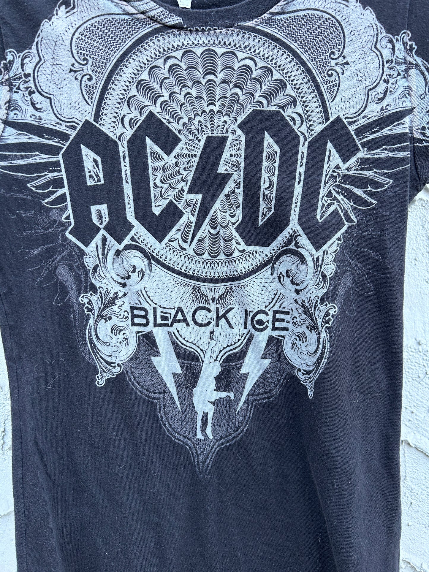 Vintage AC/DC Women’s Tour Merch (S)