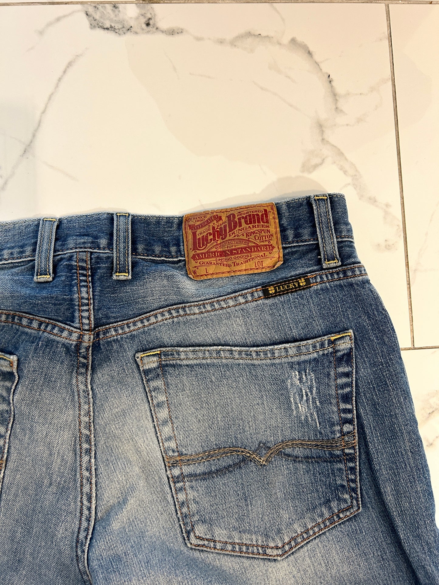 Vintage Faded Lucky Brand Jeans (32x30)