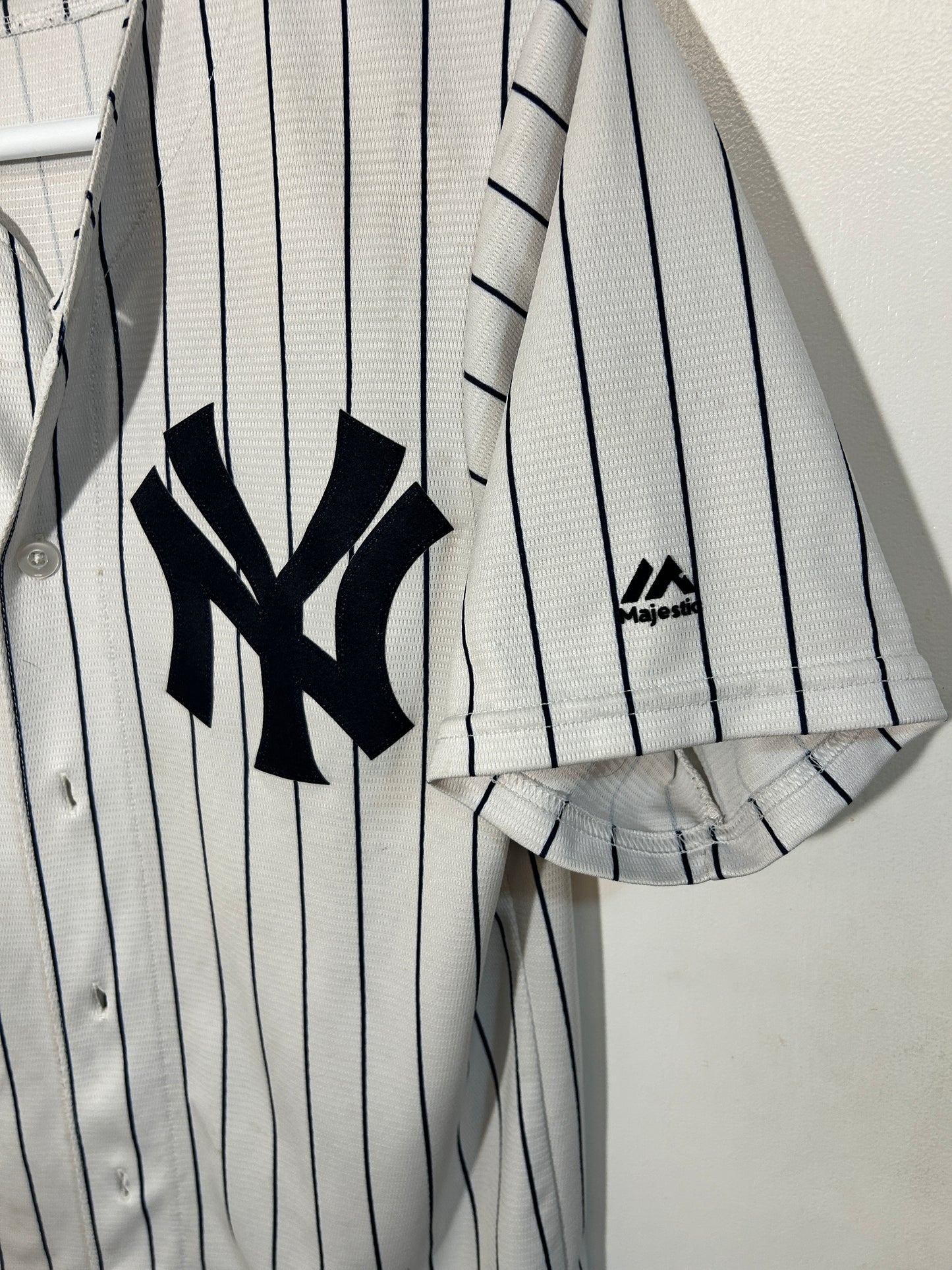 Majestic New York Yankees Blank Jersey (fits M)