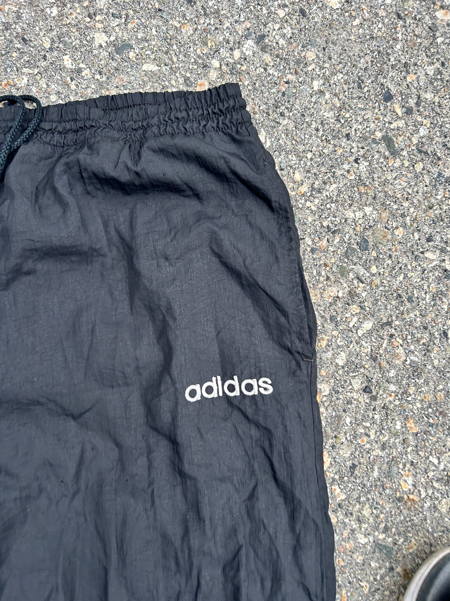 Vintage Adidas Spellout Trackpants (M)