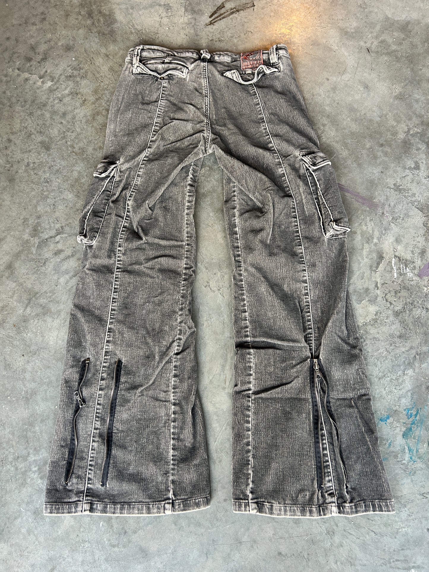 Y2K Parasuco Corduroy Bellbottom Cargo Pants (32x32)