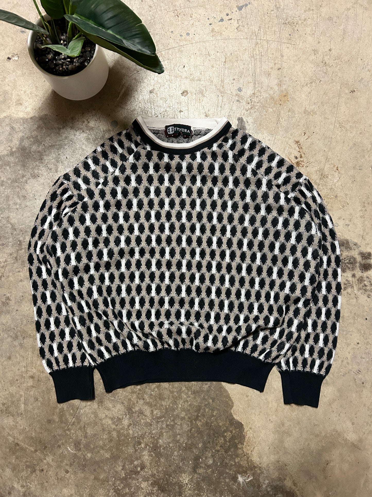 Vintage Tundra Patterned Knit Sweater (M)