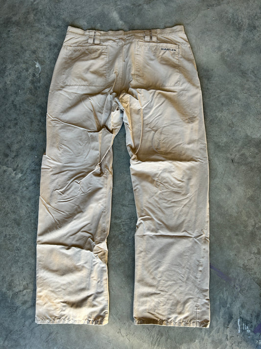 Vintage Oakley Khaki Pants (38x34)