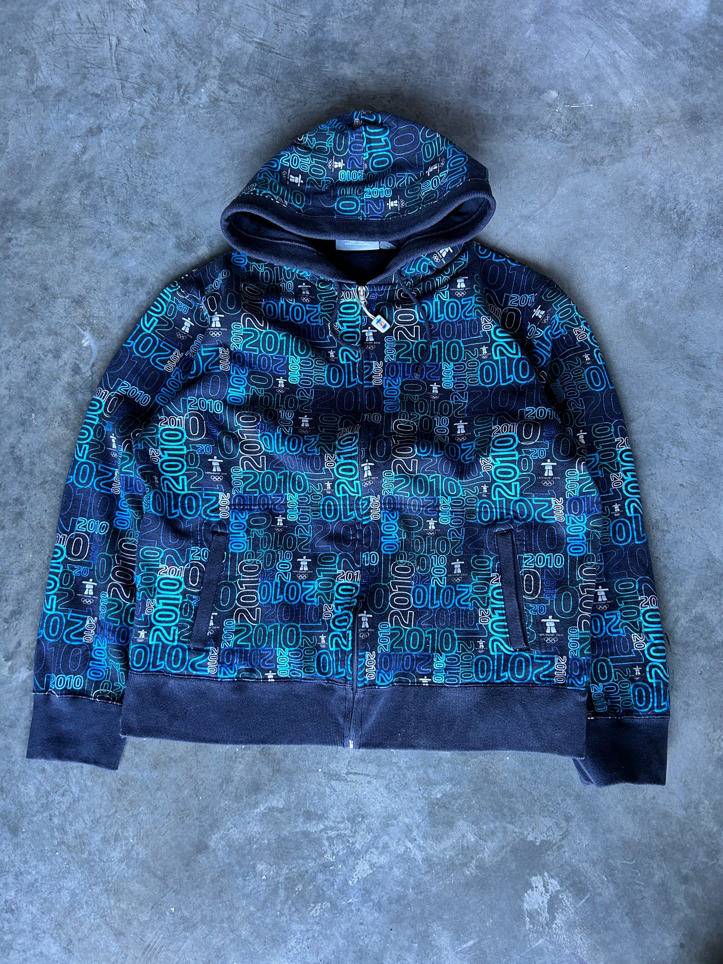 2010 Vancouver Olympics AOP Zip Hoodie (L)