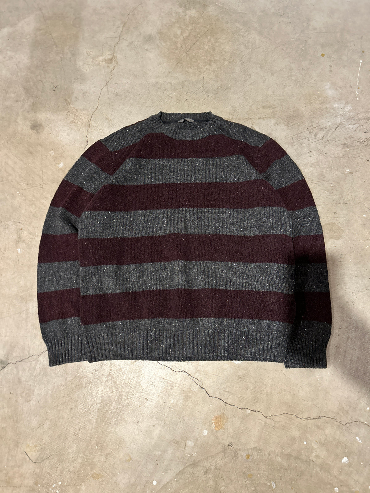 Denver Hayes Grey and Red Striped Sweater (L)
