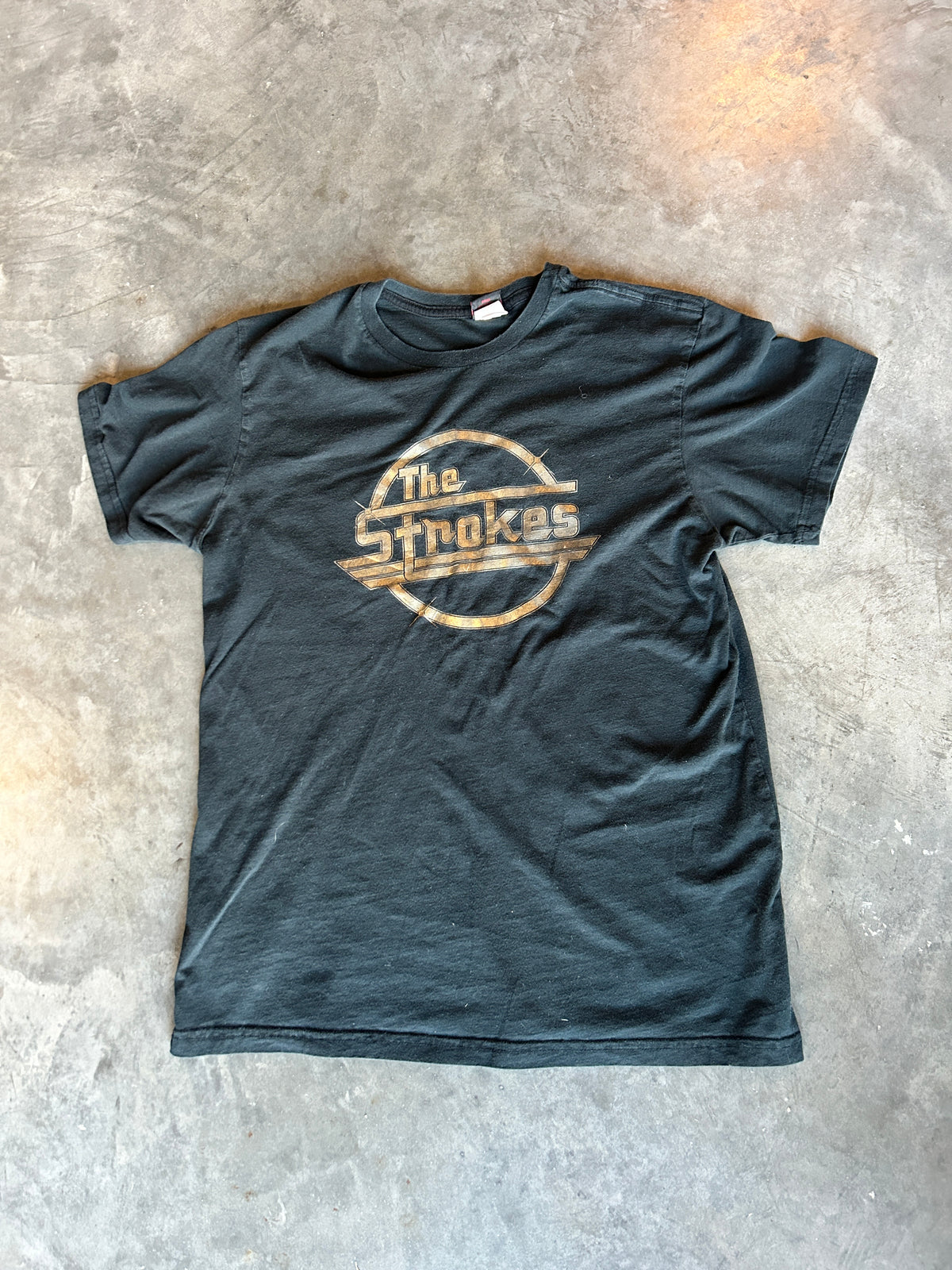 Vintage The Strokes Gold Logo Tee (M)