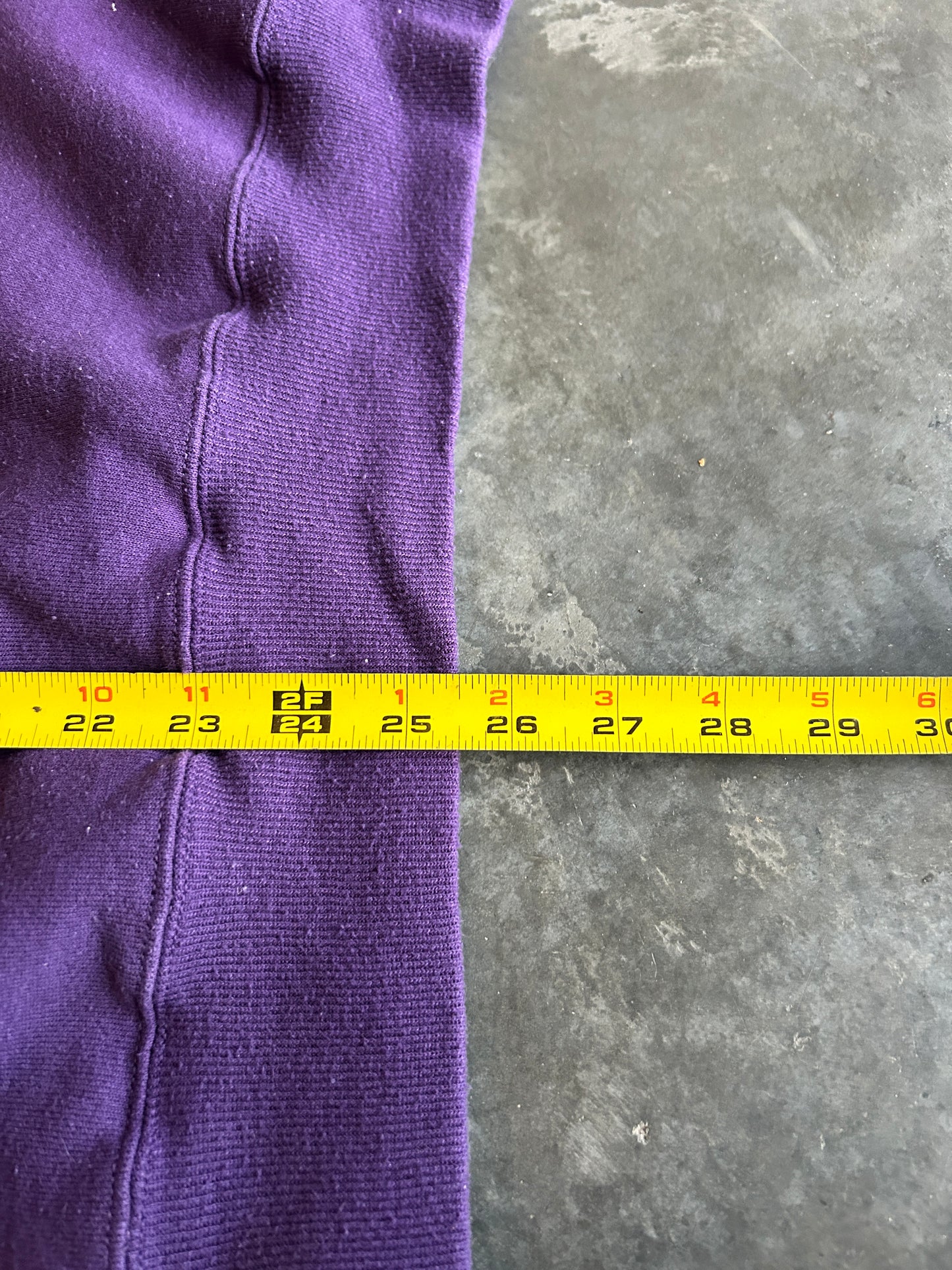 Vintage Yukon Purple Wolf Crew (L)