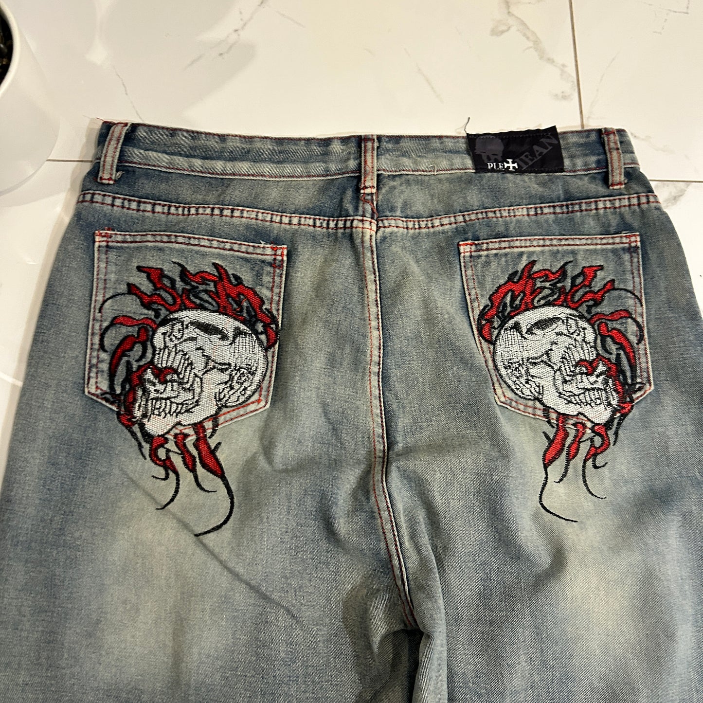 Baggy Skull Embroidered Jeans (40x32)