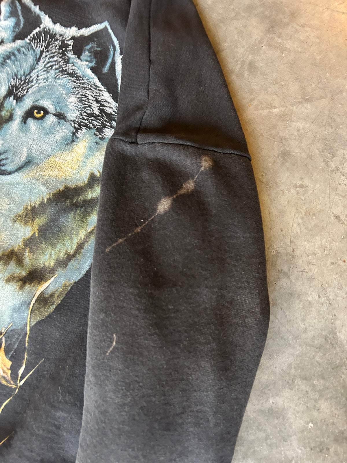 Vintage 90’s Winter Wolf Crew (XL)