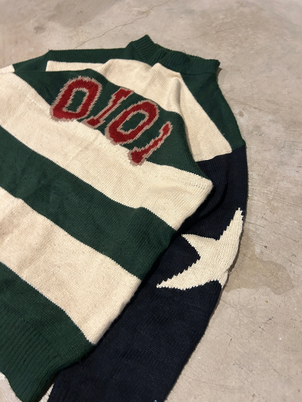 OI OI Striped Knit Sweater (M)