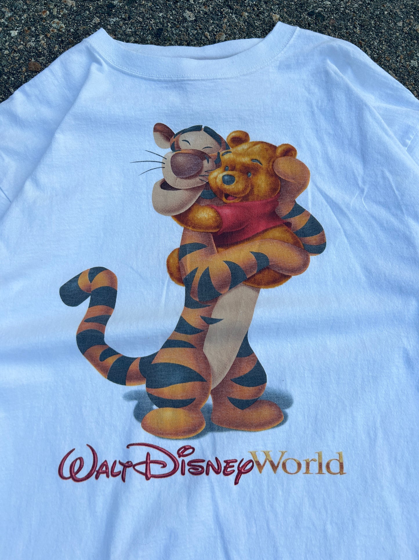 Vintage Disney World Tigger and Winnie Tee (XL)