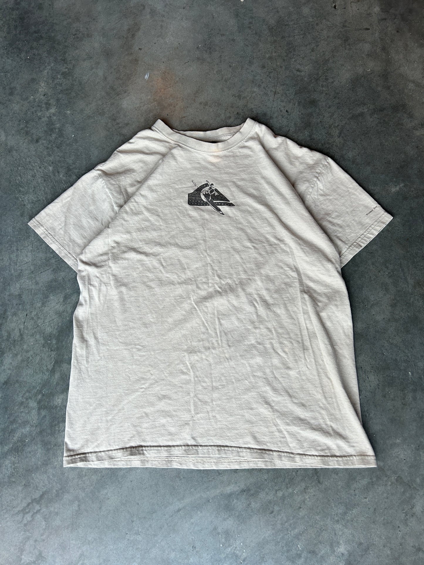 Crazy 2008 Quicksilver Surfer Logo Tan and Brown Tee (XL)
