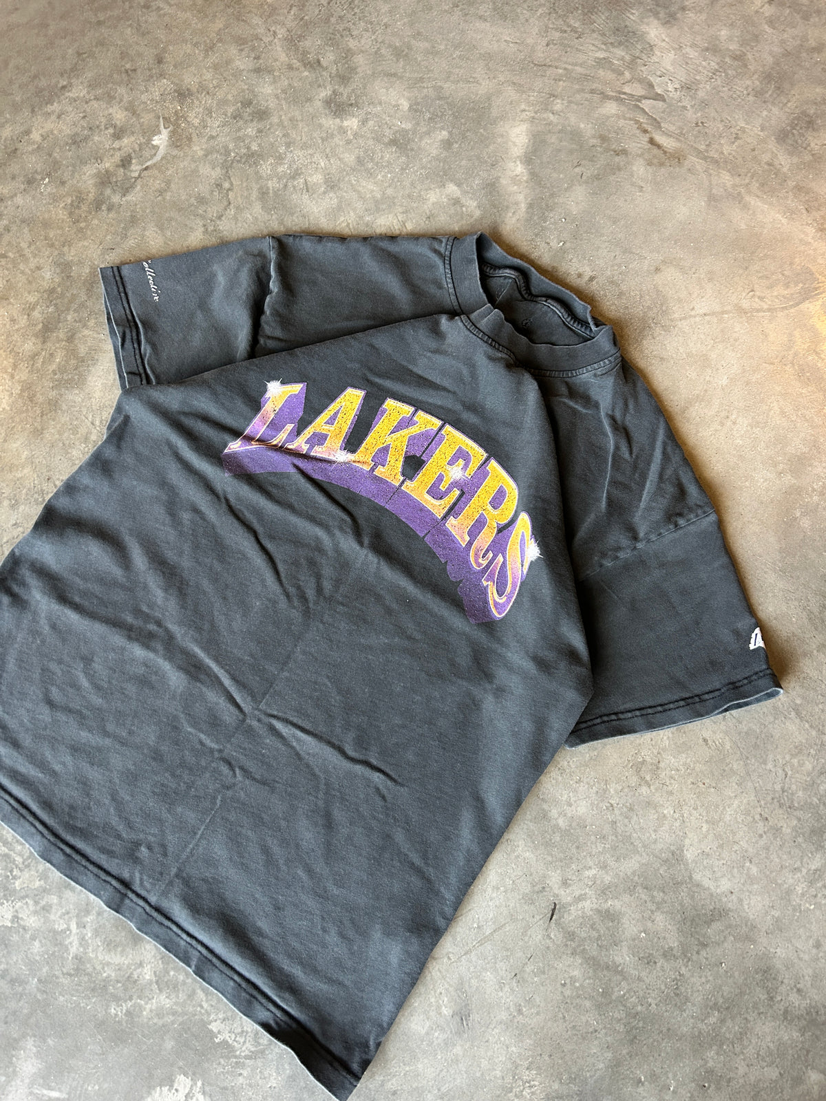 Faded Los Angeles Lakers Peace Collective Tee (L)