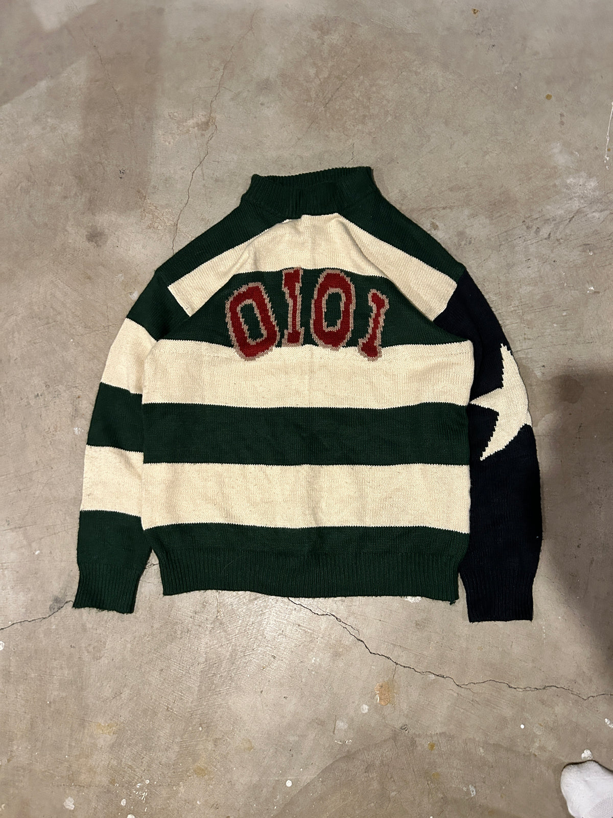 OI OI Striped Knit Sweater (M)