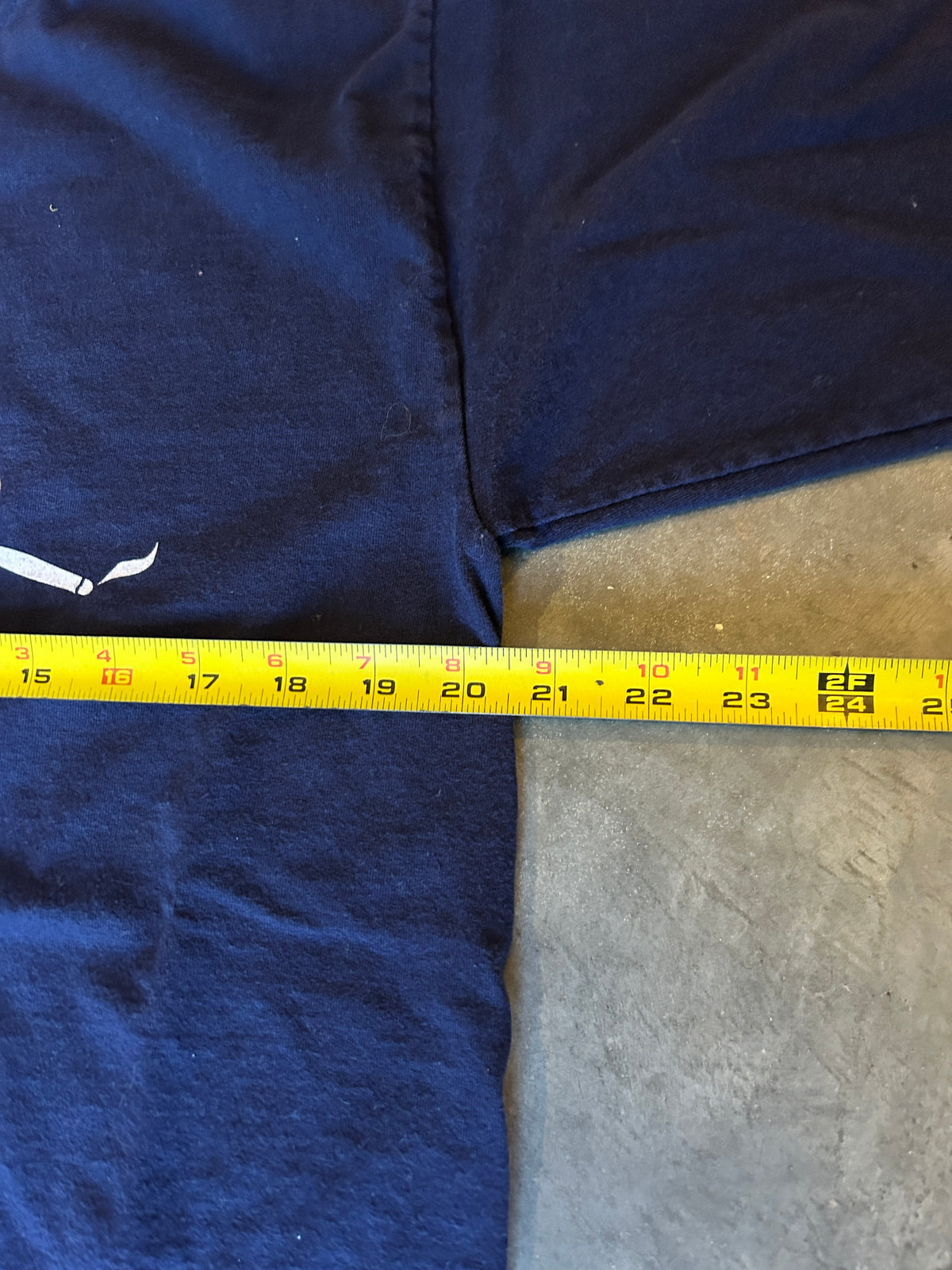 Vancouver Canucks Smokin’ Orca Tee (L)