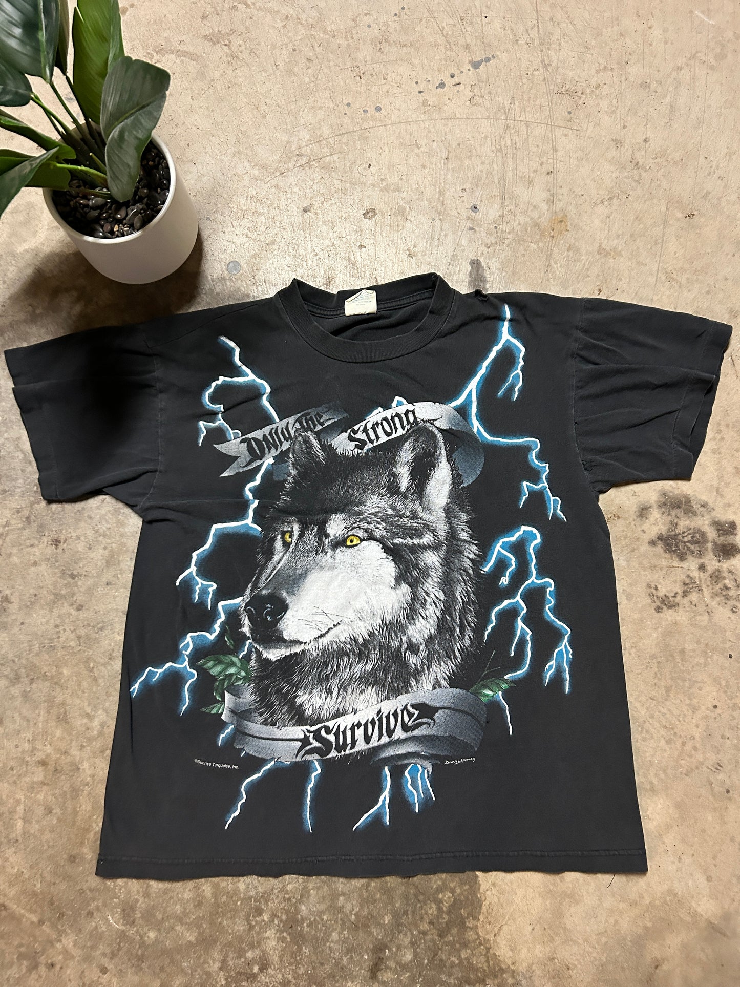 Vintage American Thunder Wolf Tee (L)