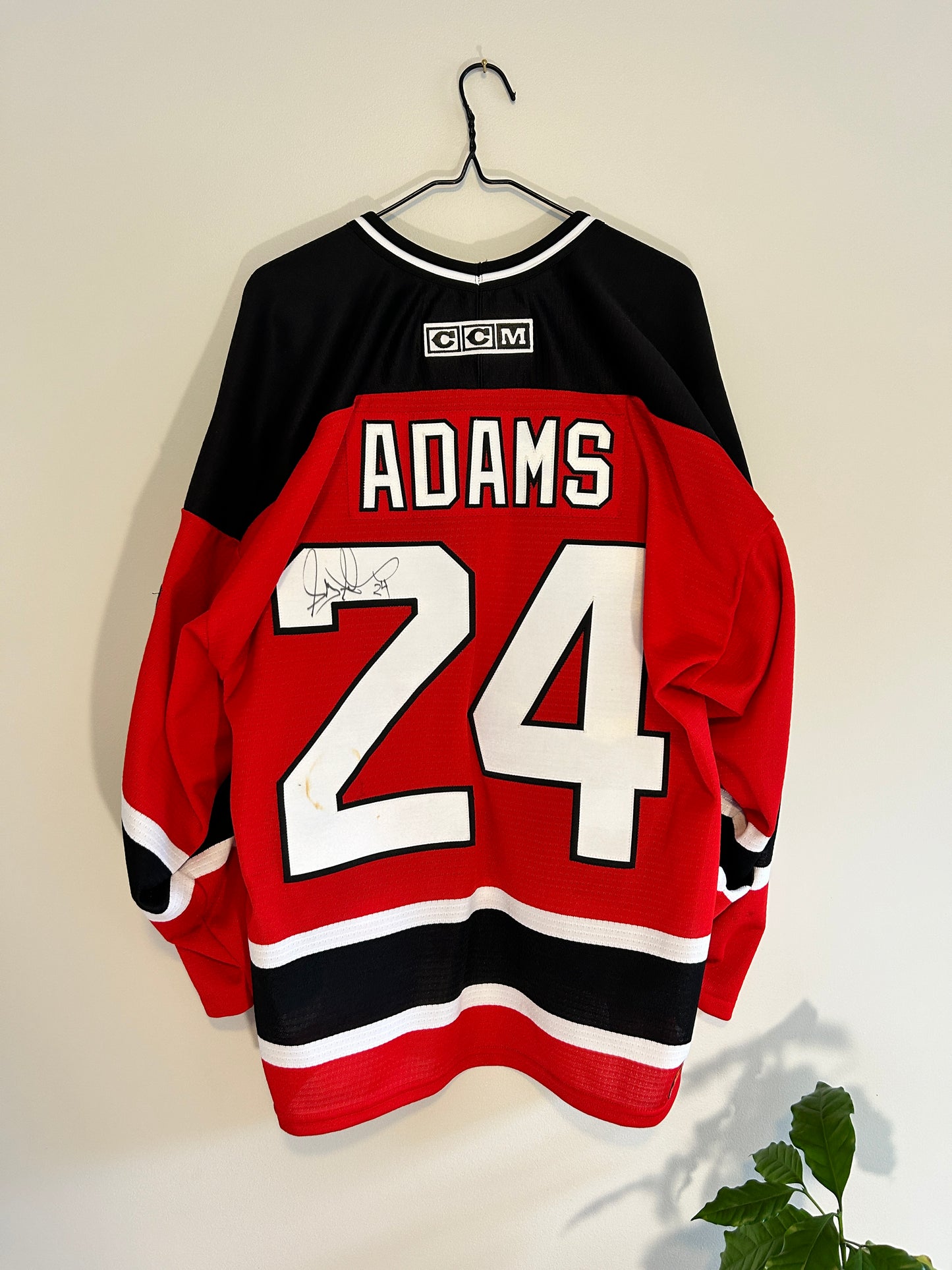 Signed Greg Adams New Jersey Devils Jersey (L)