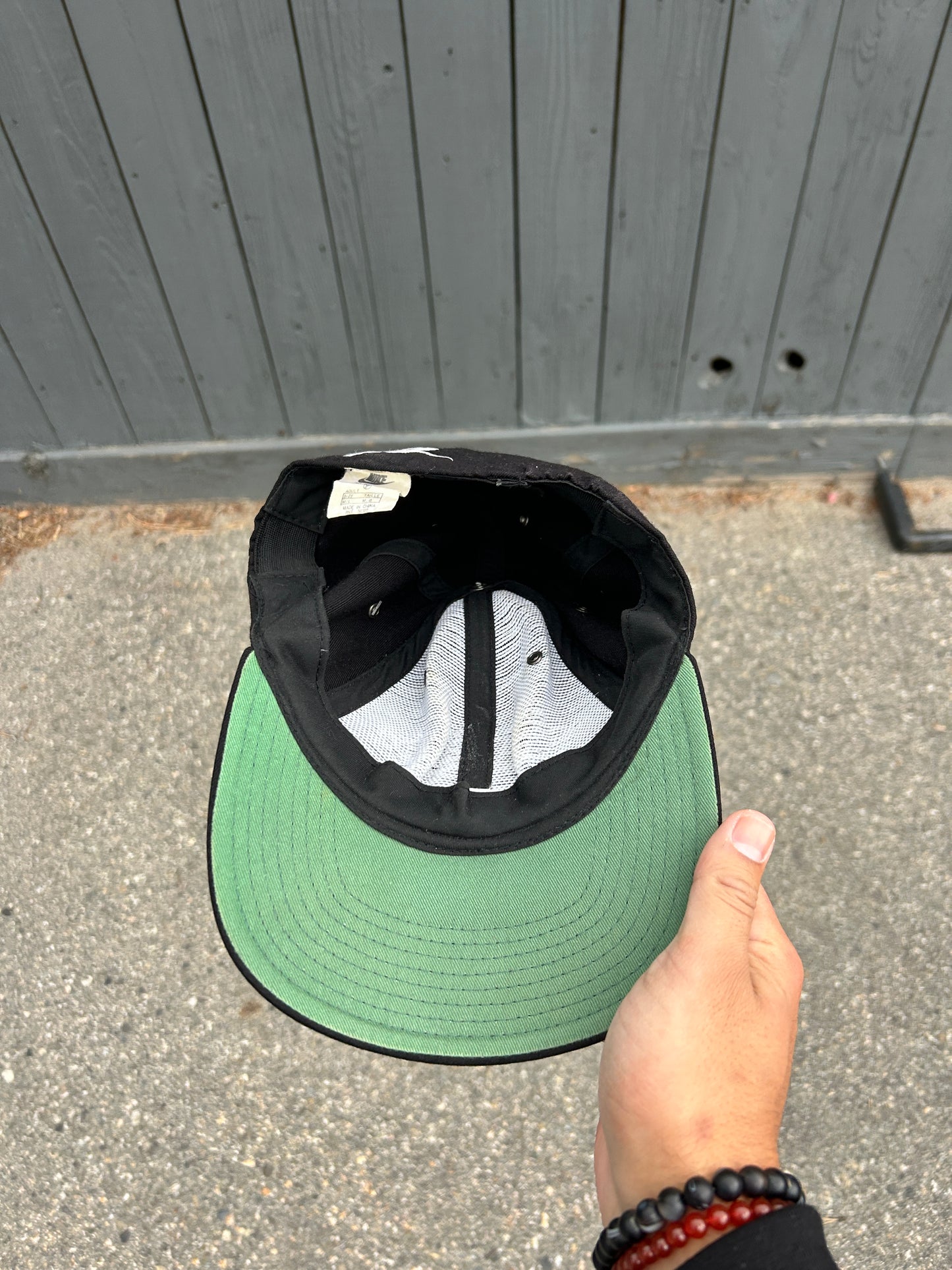 Vintage Nike Small Logo Flexfit Hat (M/L)