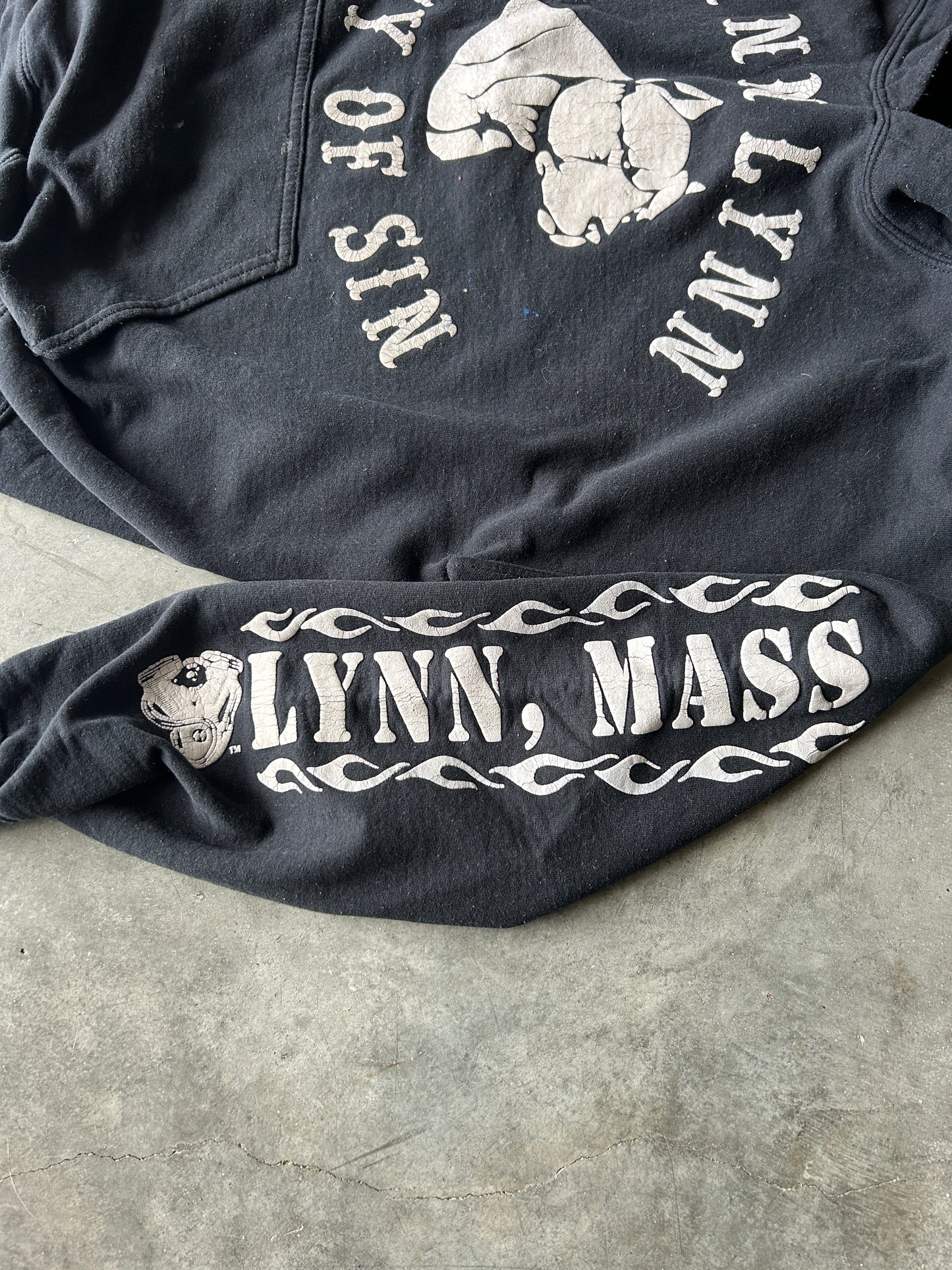 Y2K Pitbull Puffprint Hoodie (L)