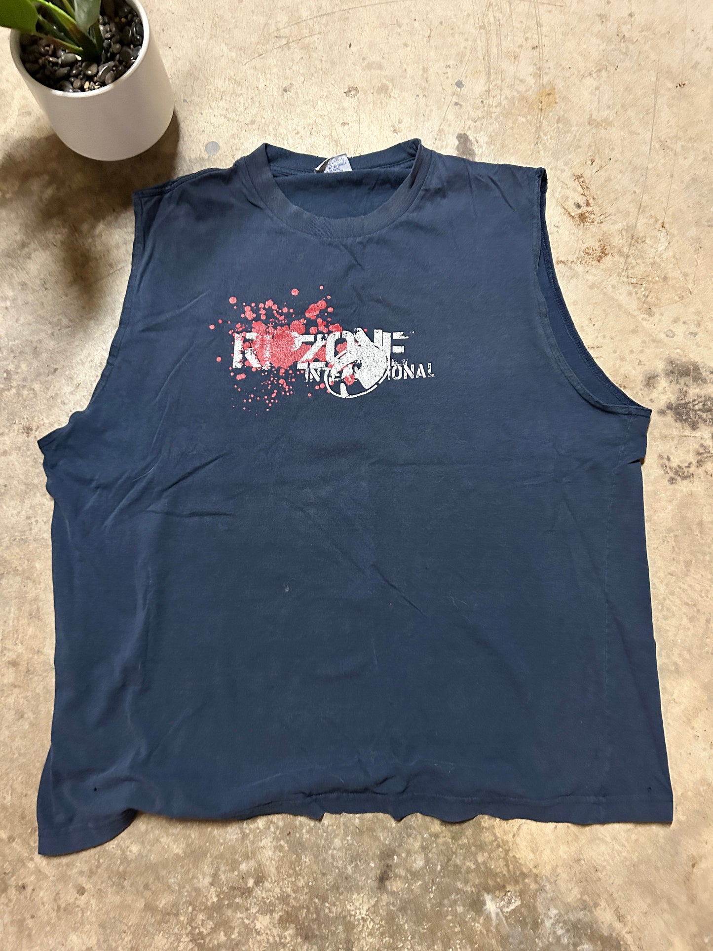 Vintage Ripzone Cutoff Tee (XL)