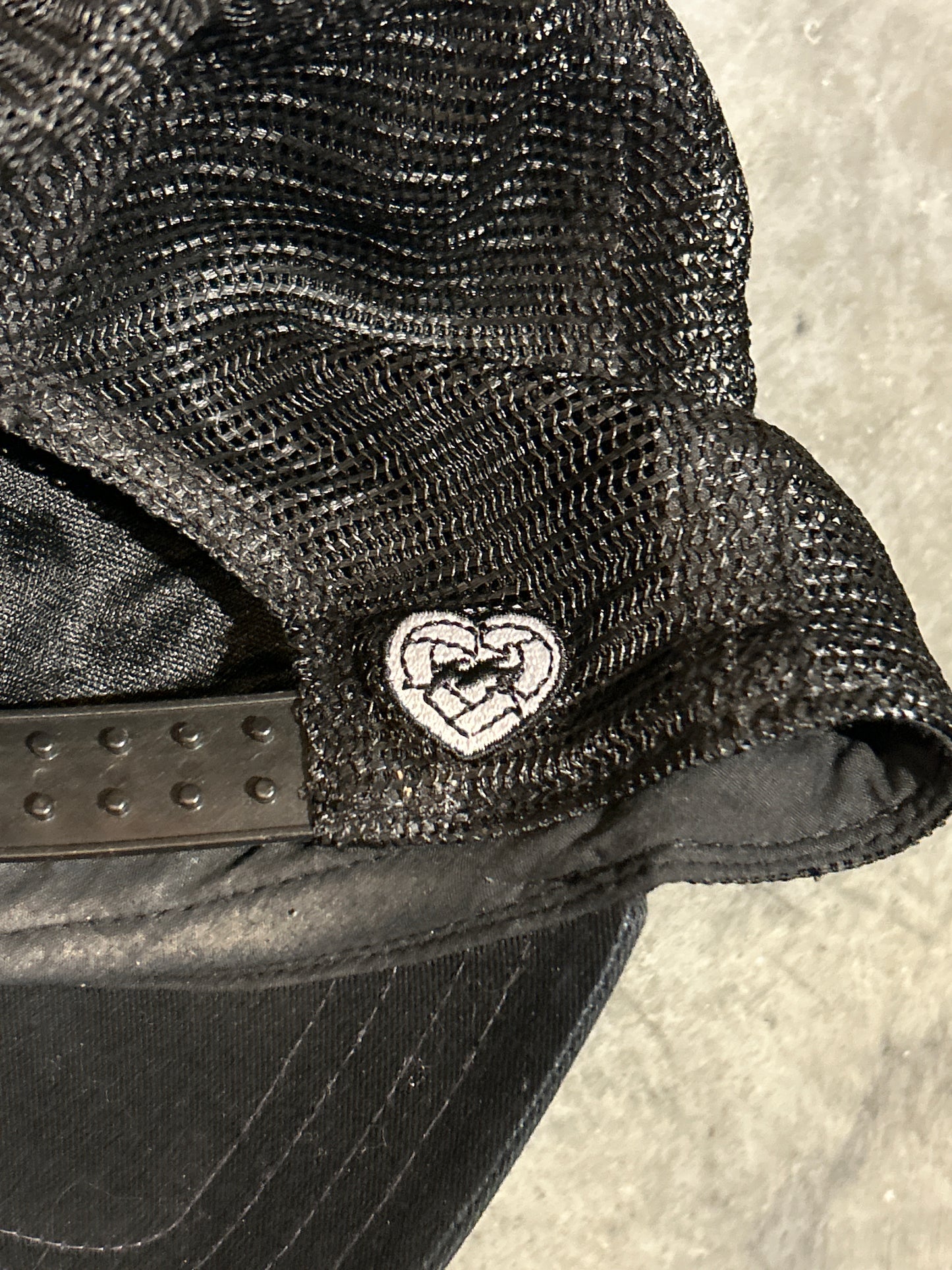 Y2K Billabong Surf Trucker Hat