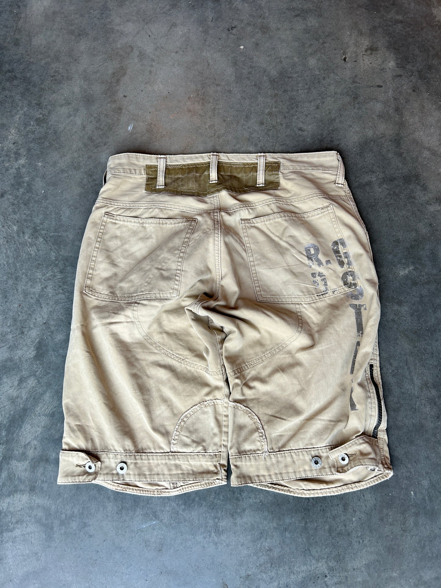Y2K GStar Tan Cargo Shorts (36W)
