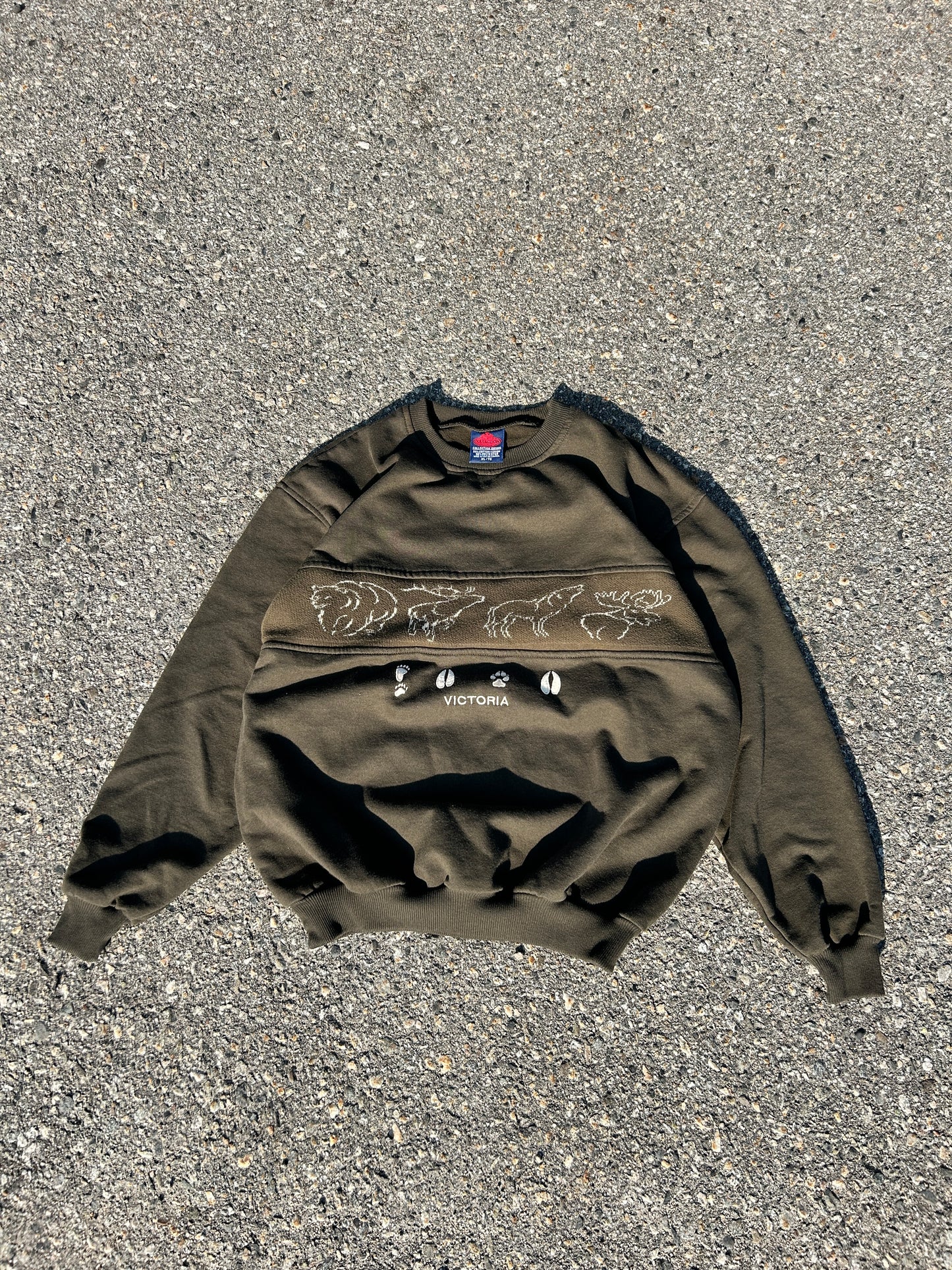 Olive Green Victoria Wildlife Crewneck (XL)