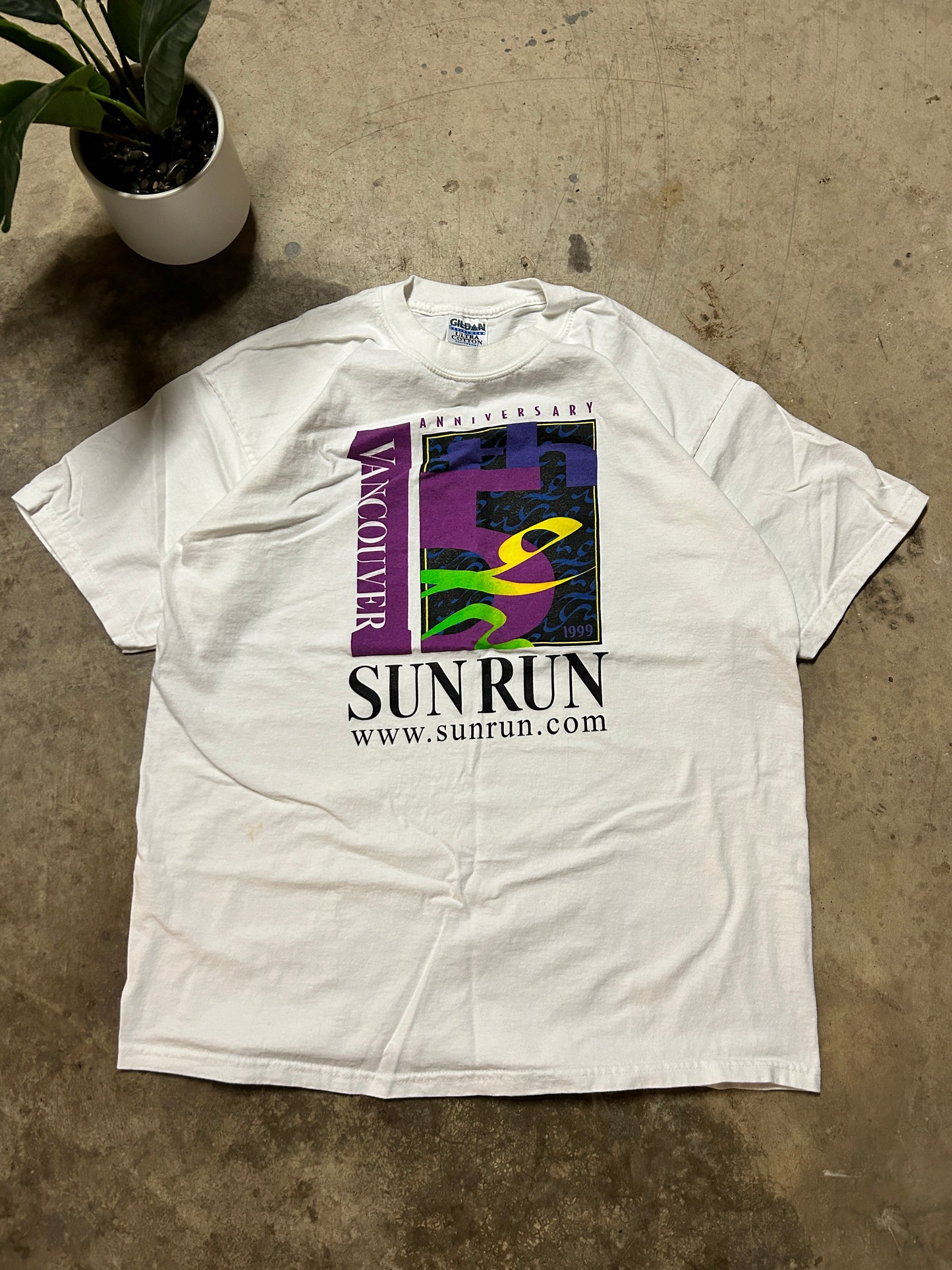 Vintage 1999 Vancouver Sun Run Tee (XL)