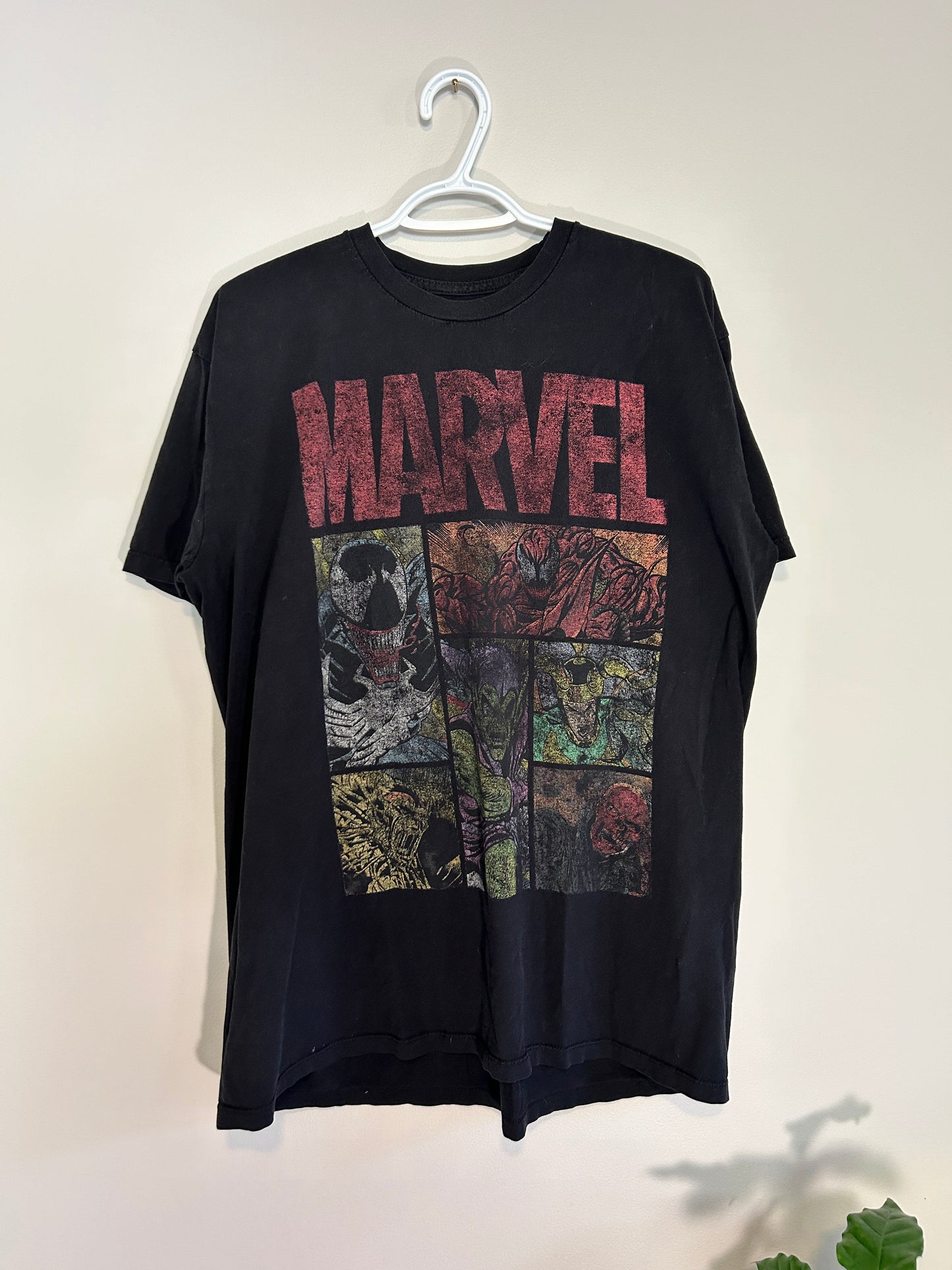 Faded Marvel Venom Tee (XL)