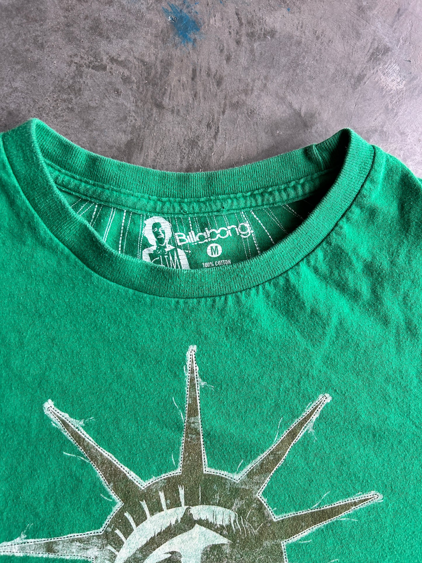Y2K Billabong Green Statue of Liberty Tee (M)
