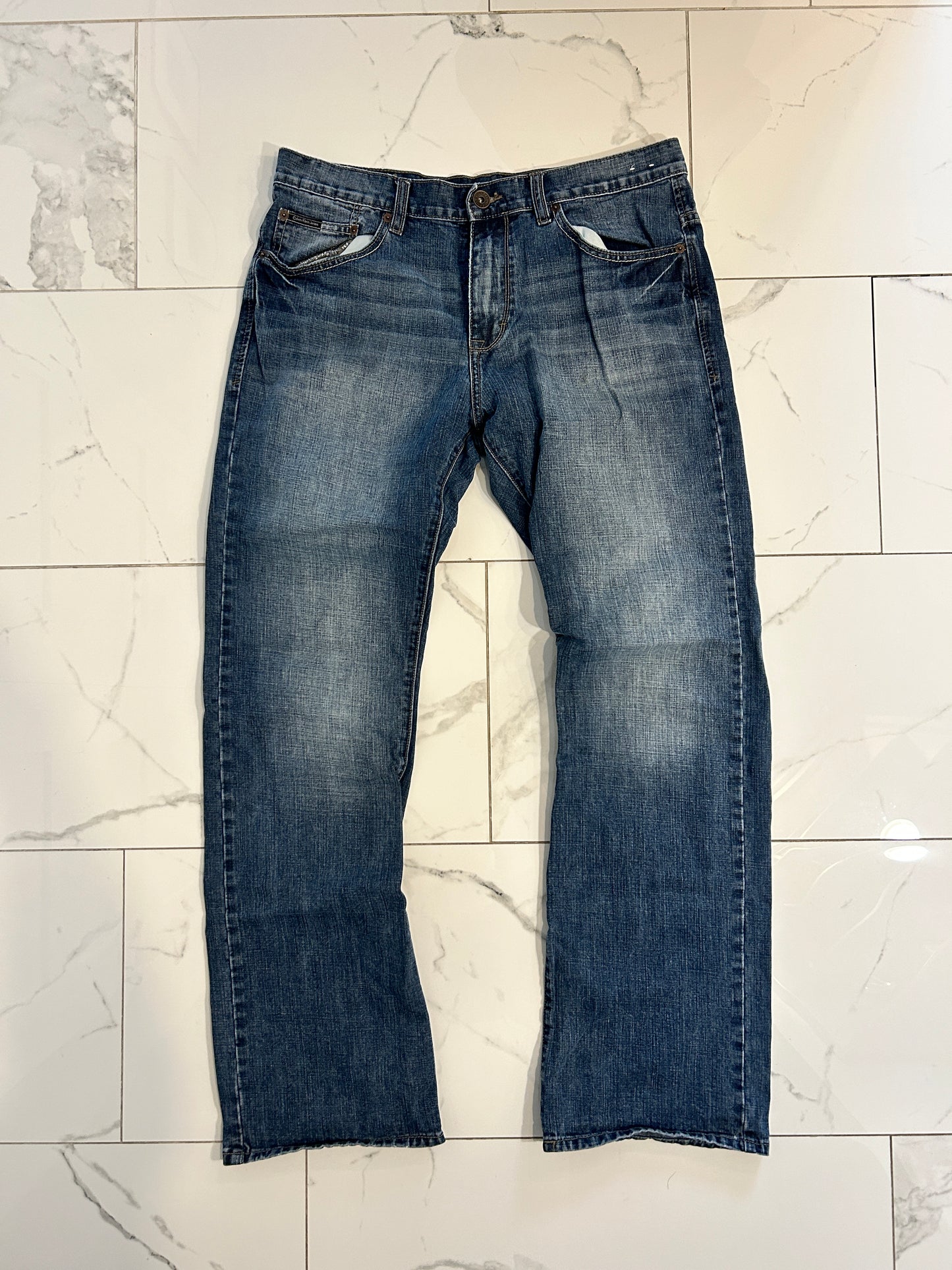 Faded Calvin Klein Bootcut Jeans (34x30)