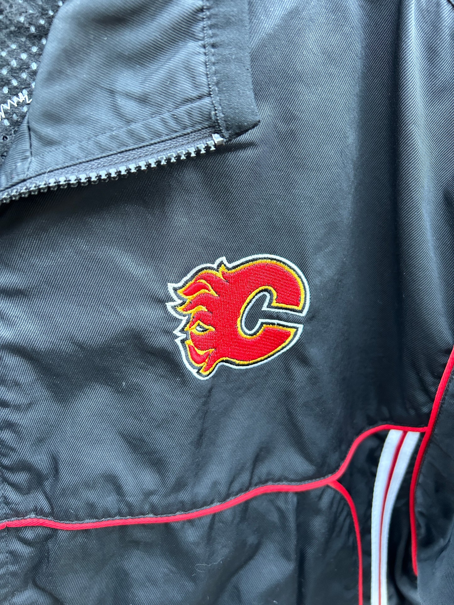 Vintage Calgary Flames Reebok Jacket (L)