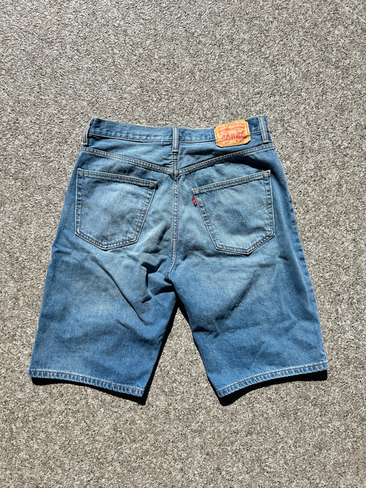 Levi’s 569 Jorts (32W)