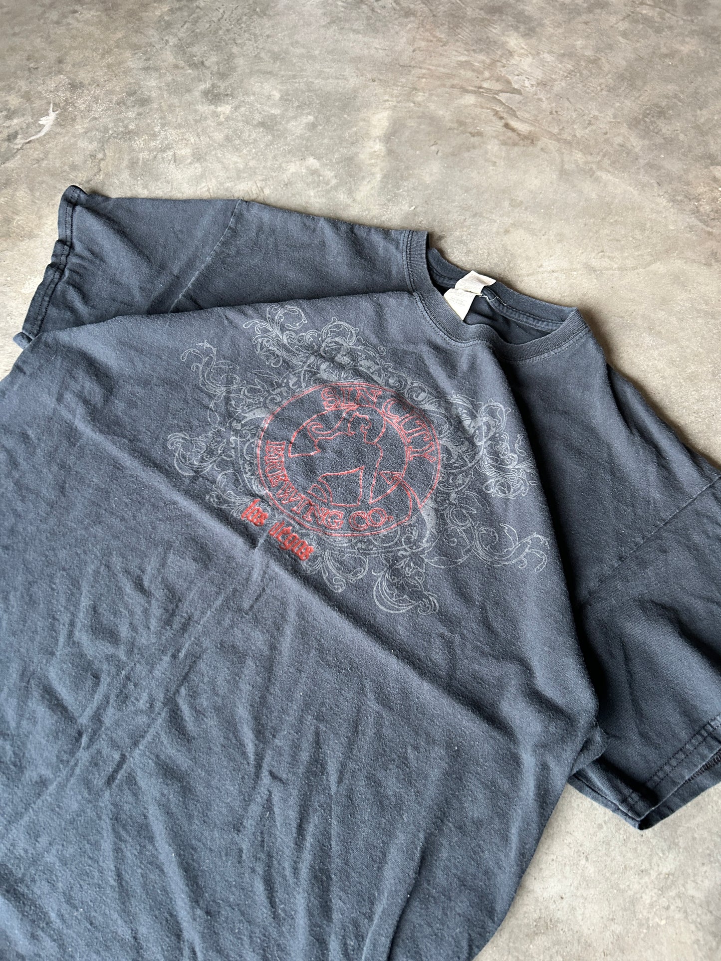 Y2K Style Sin City Brewing Tee (XL)