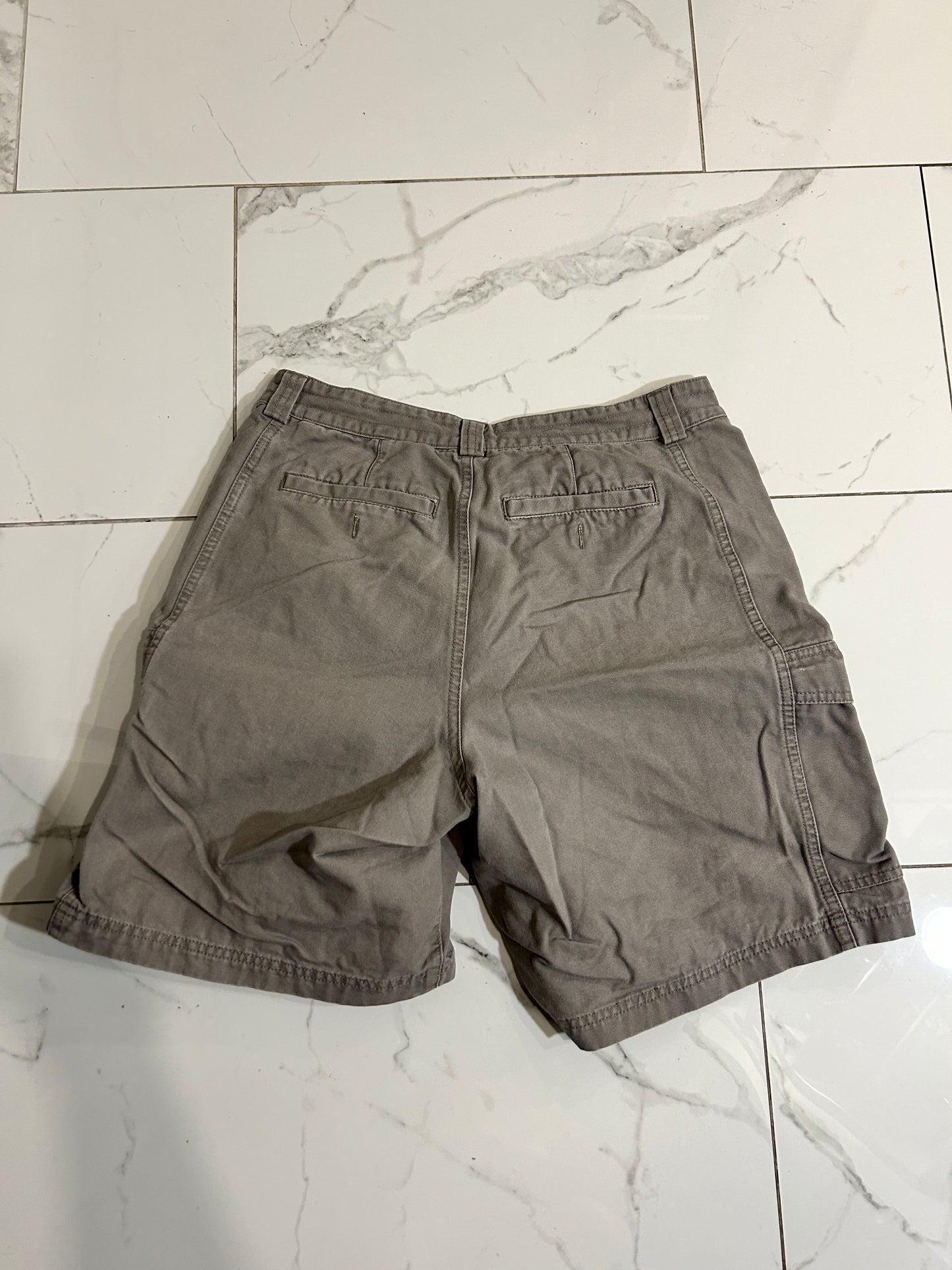 Faded Kirkland Cargo Shorts (32W)