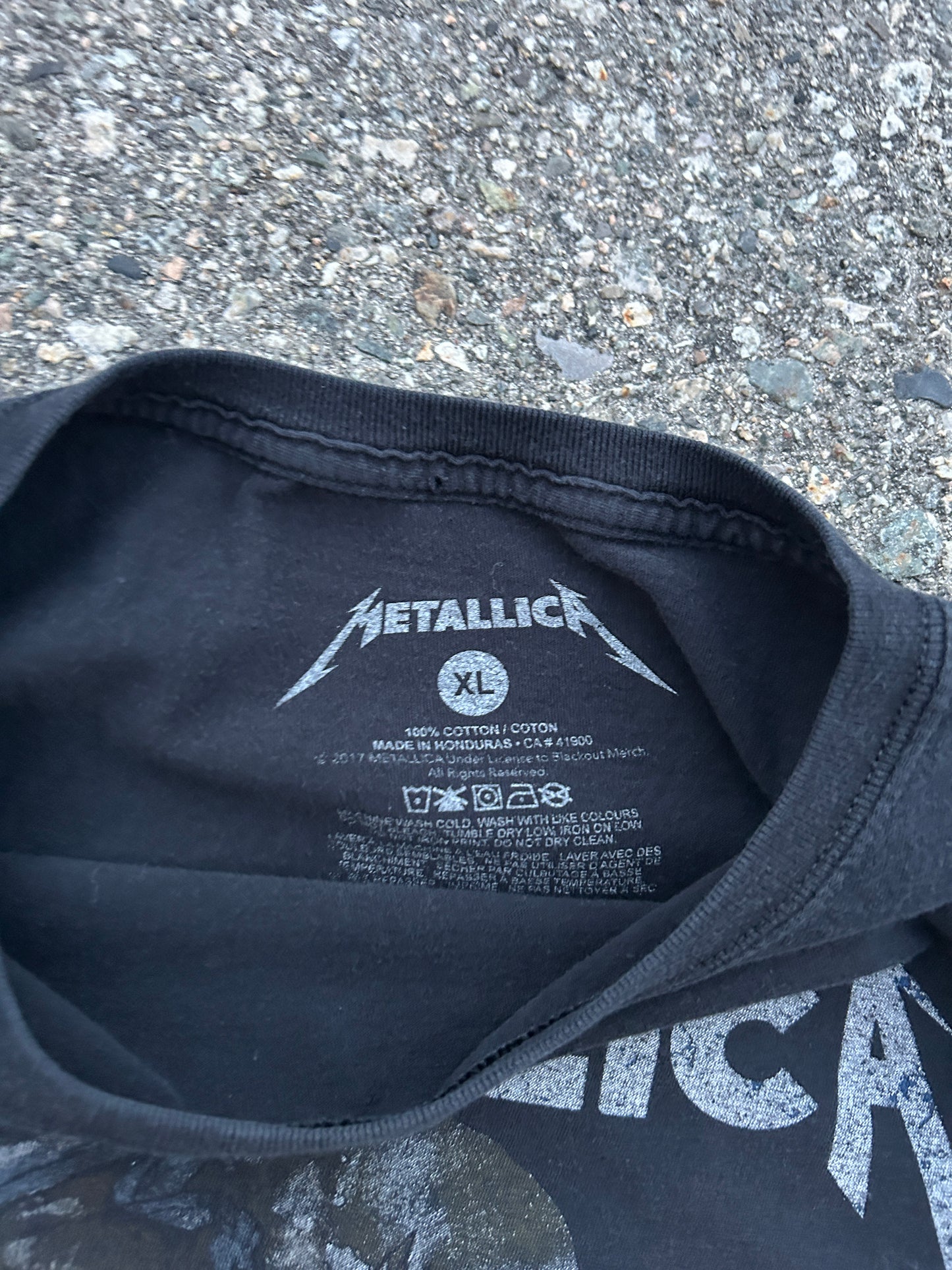 Metallica Half Split Graphic Tee (XL)