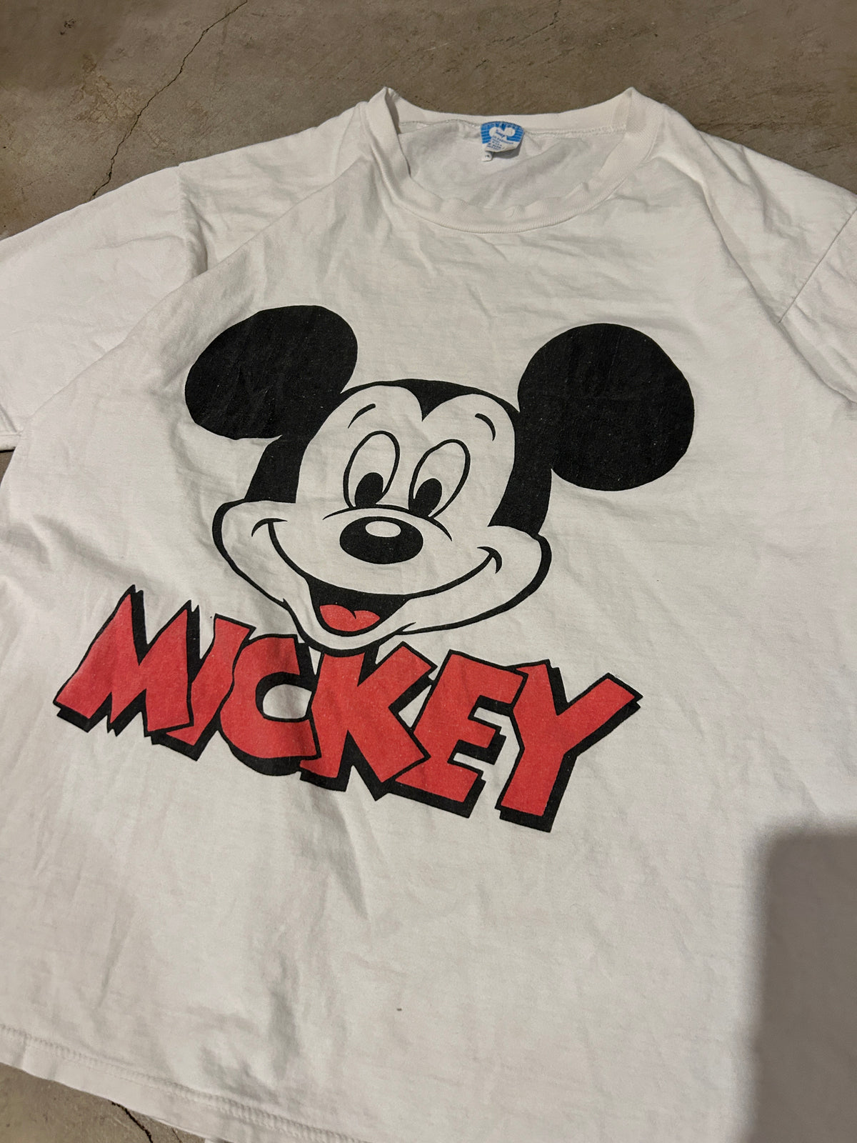 Vintage 90’s Mickey Mouse Tee (L)