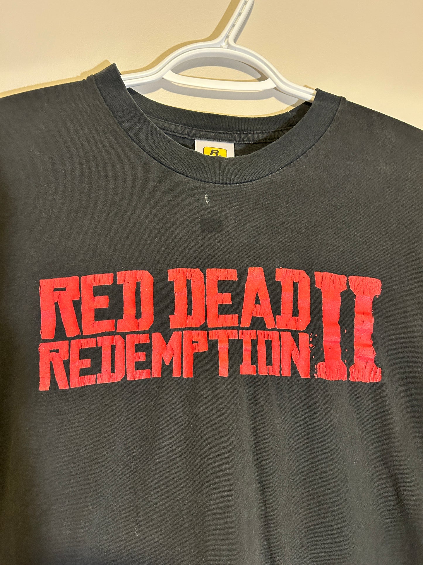 Red Dead Redemption 2 Rockstar Tee (M)