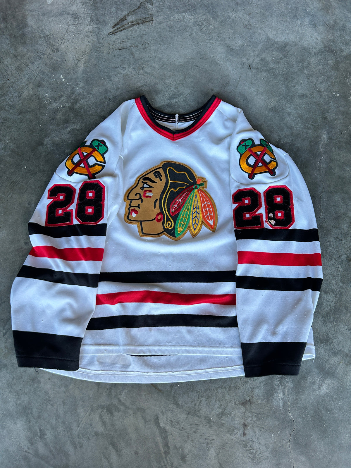 Vintage 90’s Chicago Blackhawks Larmer Jersey (XL)