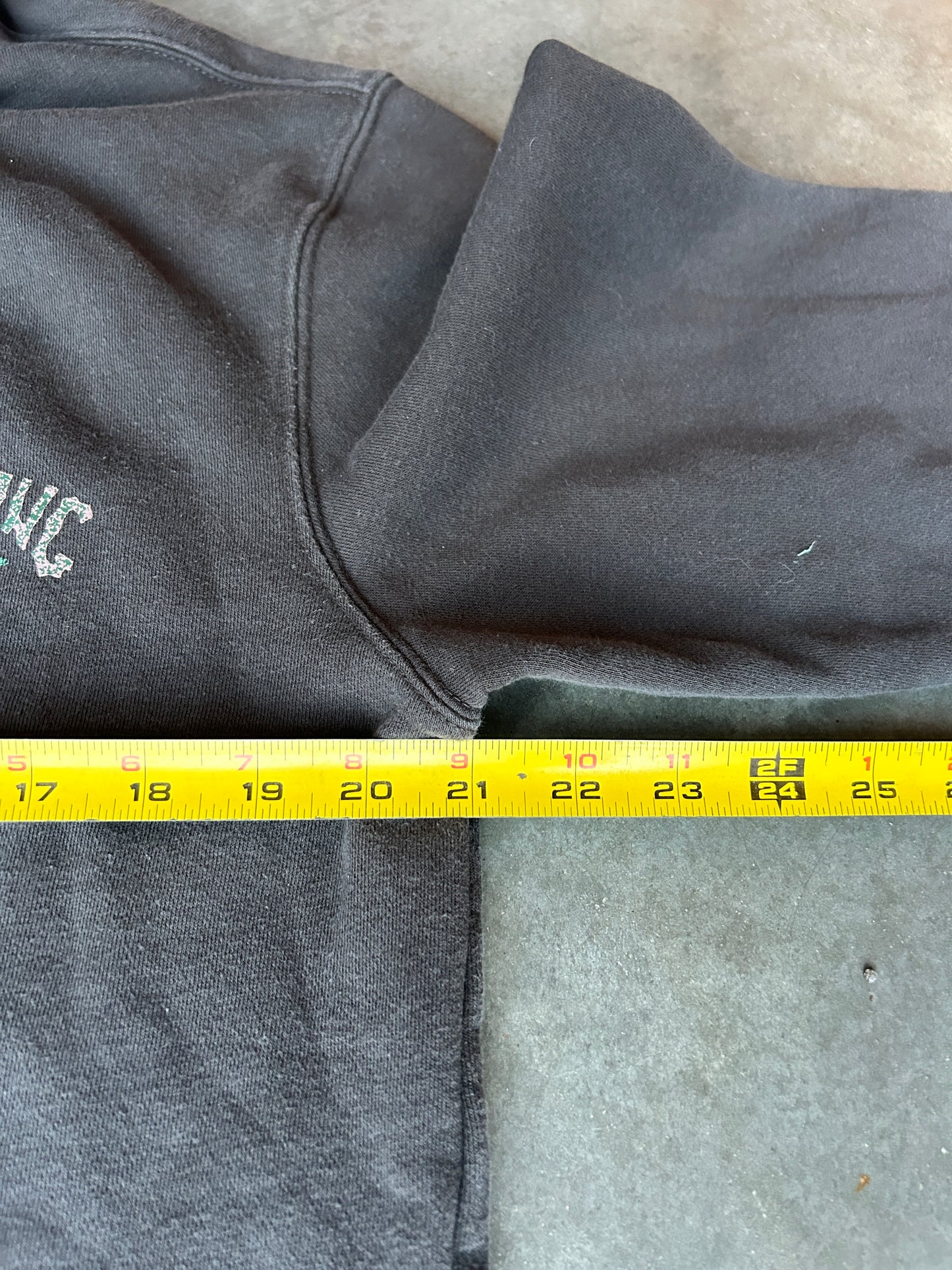 Black Billabong Adventure Division Cinch Hoodie (S/M)