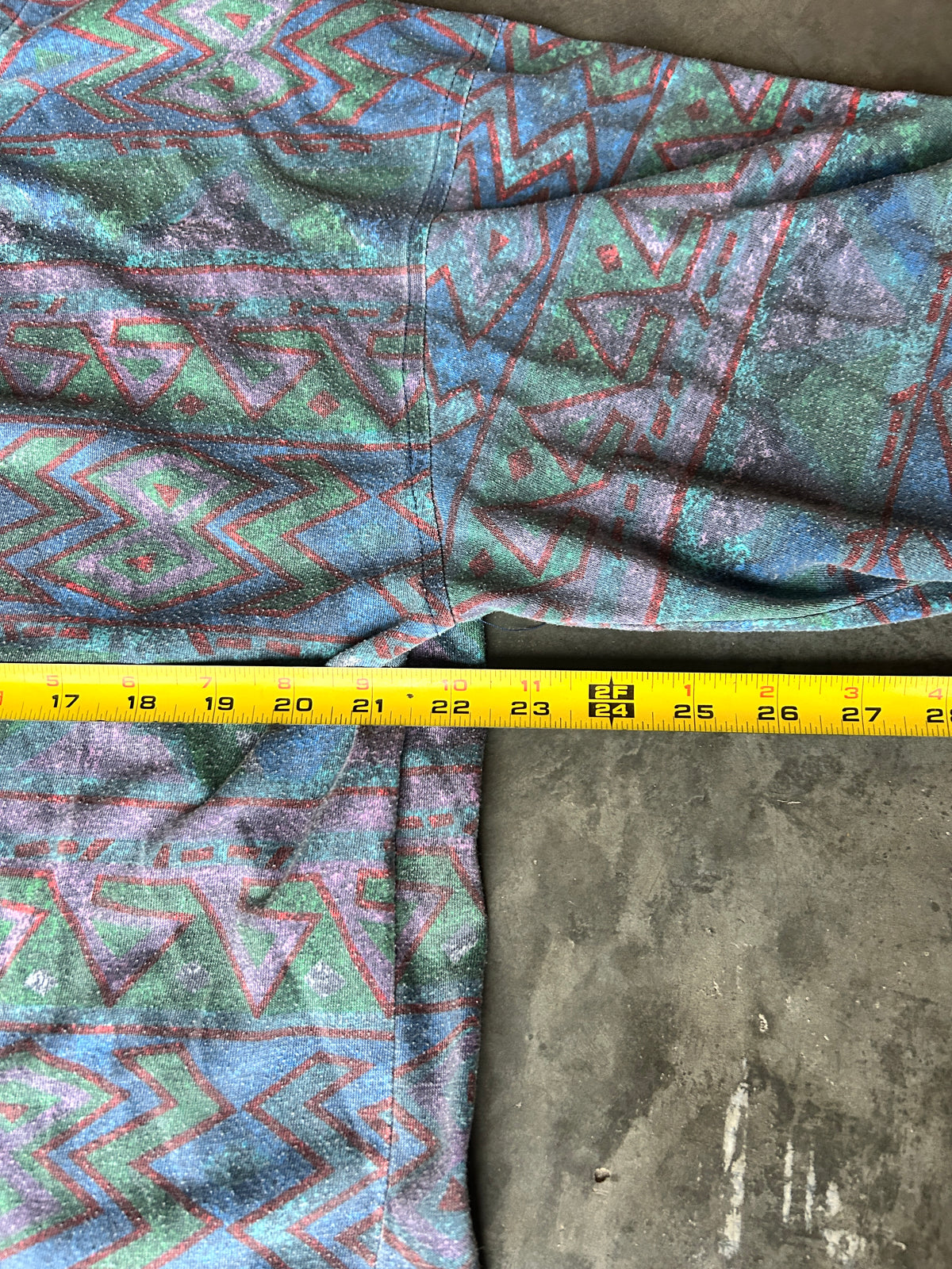 Vintage 80’s Faded Aztec Print Mock Neck LS (XL)