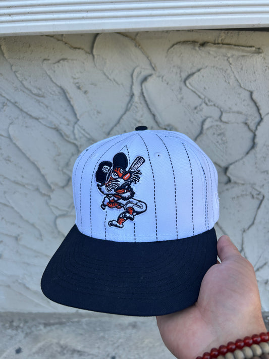 Detroit Tigers Pinstripe Fitted Hat (7 3/8)